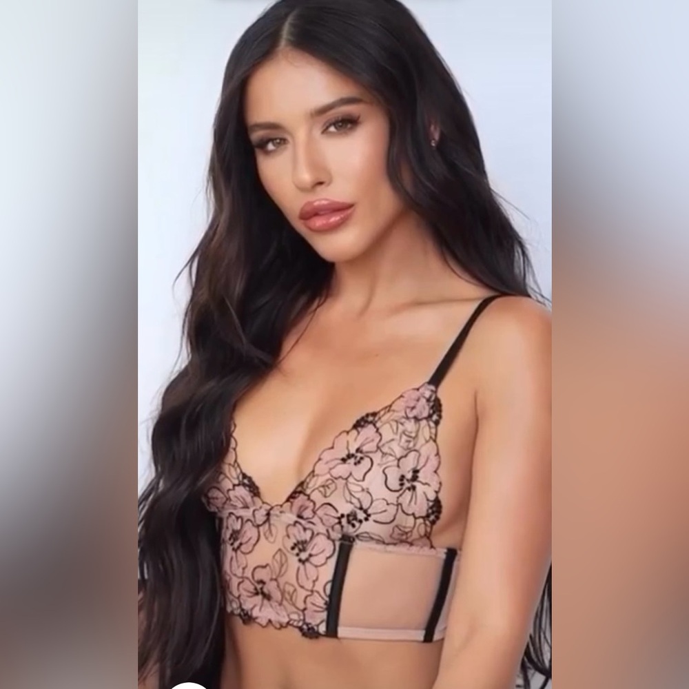 Victoria’s Secret Very Sexy Lace Bralette Longline Large Floral Black Nude NWT